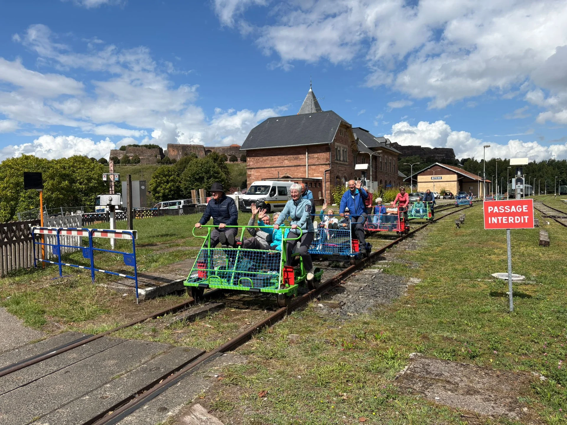 Fahrt mir der Draisine auf der ehemaligen Bahnstrecke Bitche–Lembarg | © T2SB
