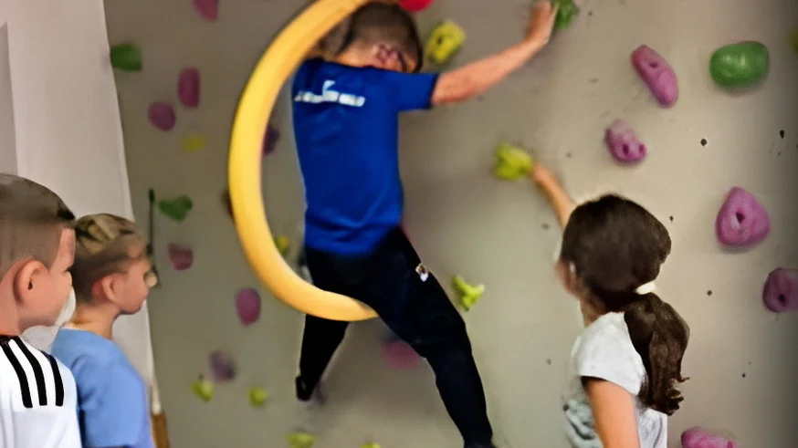 Boulderworkshop für Grundschulkinder | © jdav