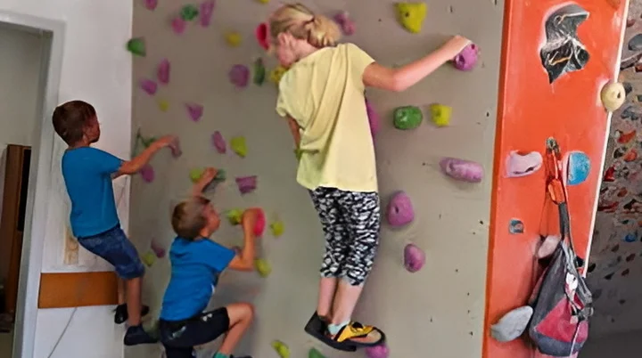 Kindergarten und Verein | © Uli Kornau