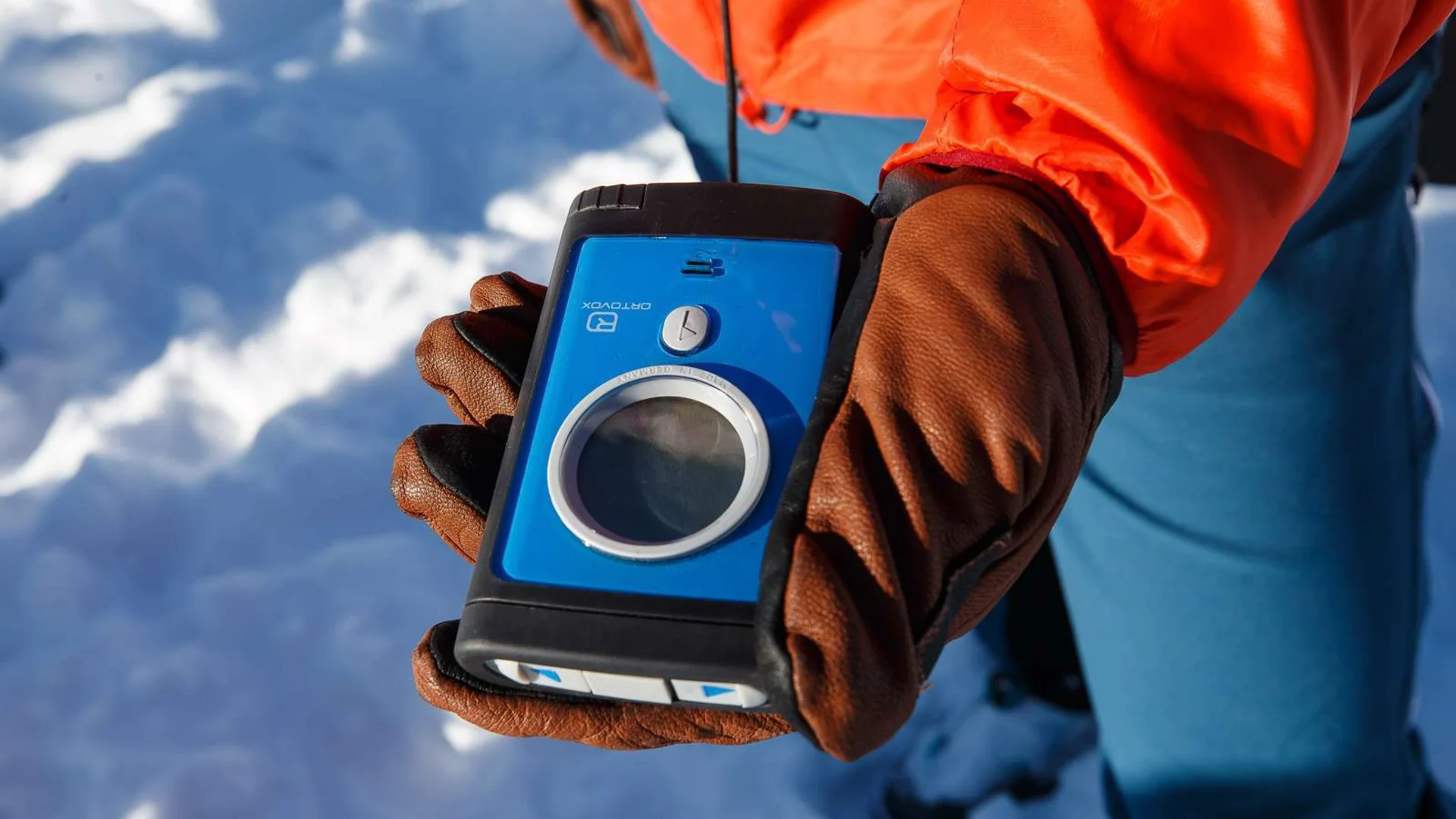 Grobsuche LVS | © DAV/Marco Kost