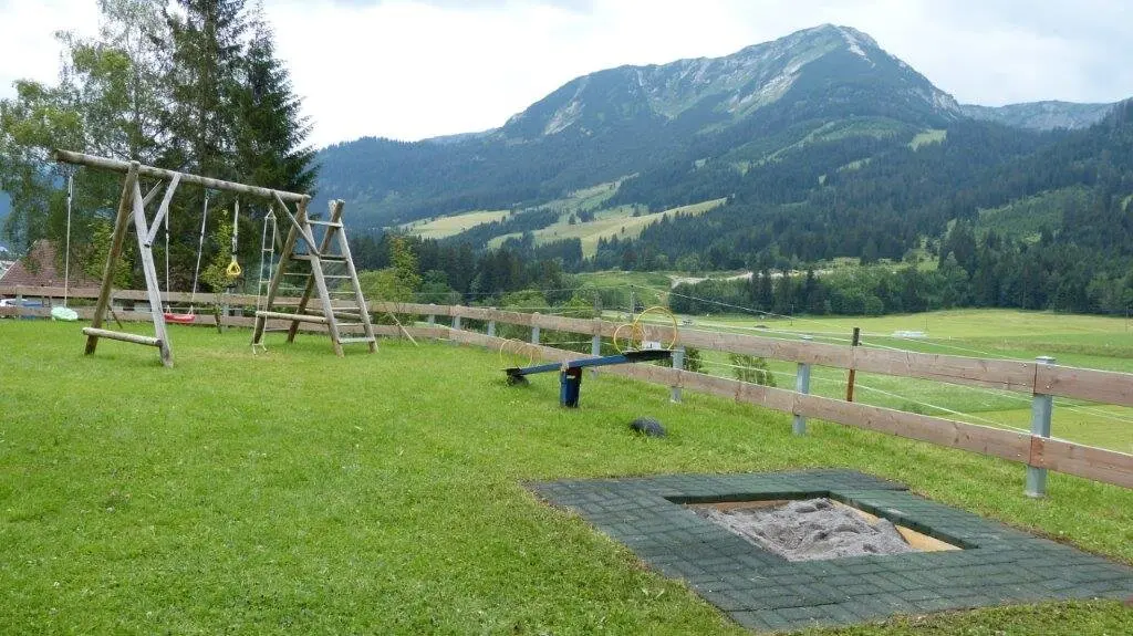 Haus Schattwald außen | © DAV Sektion Geislingen/Steige