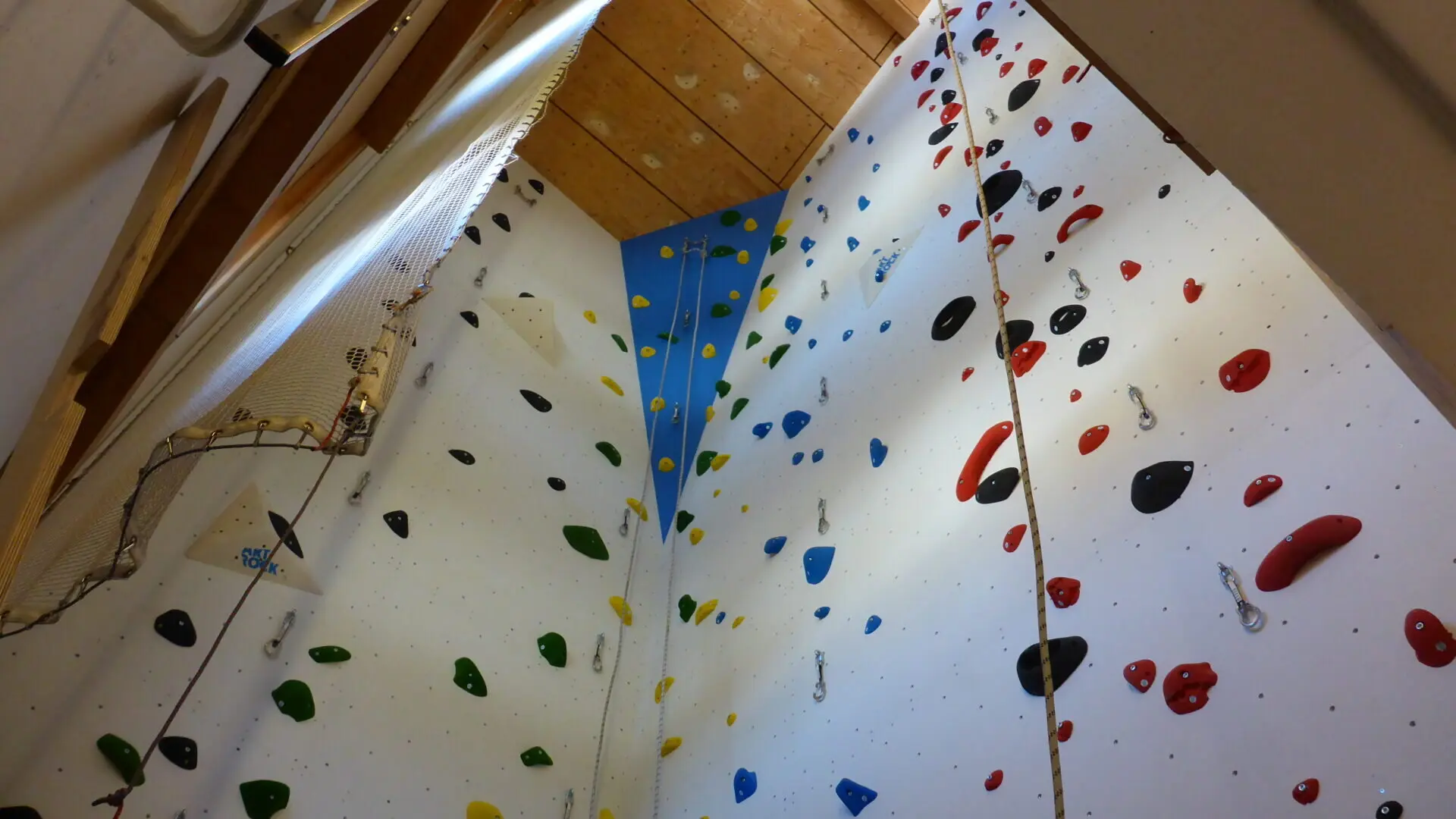 Haus Schattwald neue Kletterwand | © DAV Sektion Geislingen/Steige